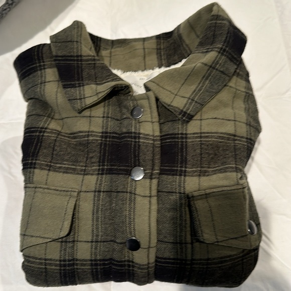 Lucky shirt new with tags size large - Picture 5 of 5